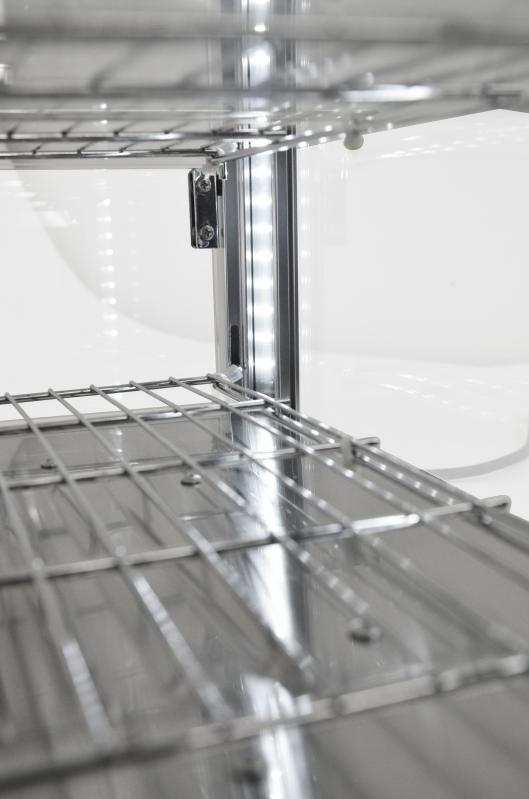 Countertop Display Warmer with 2 Front and 2 Rear Hinged Doors